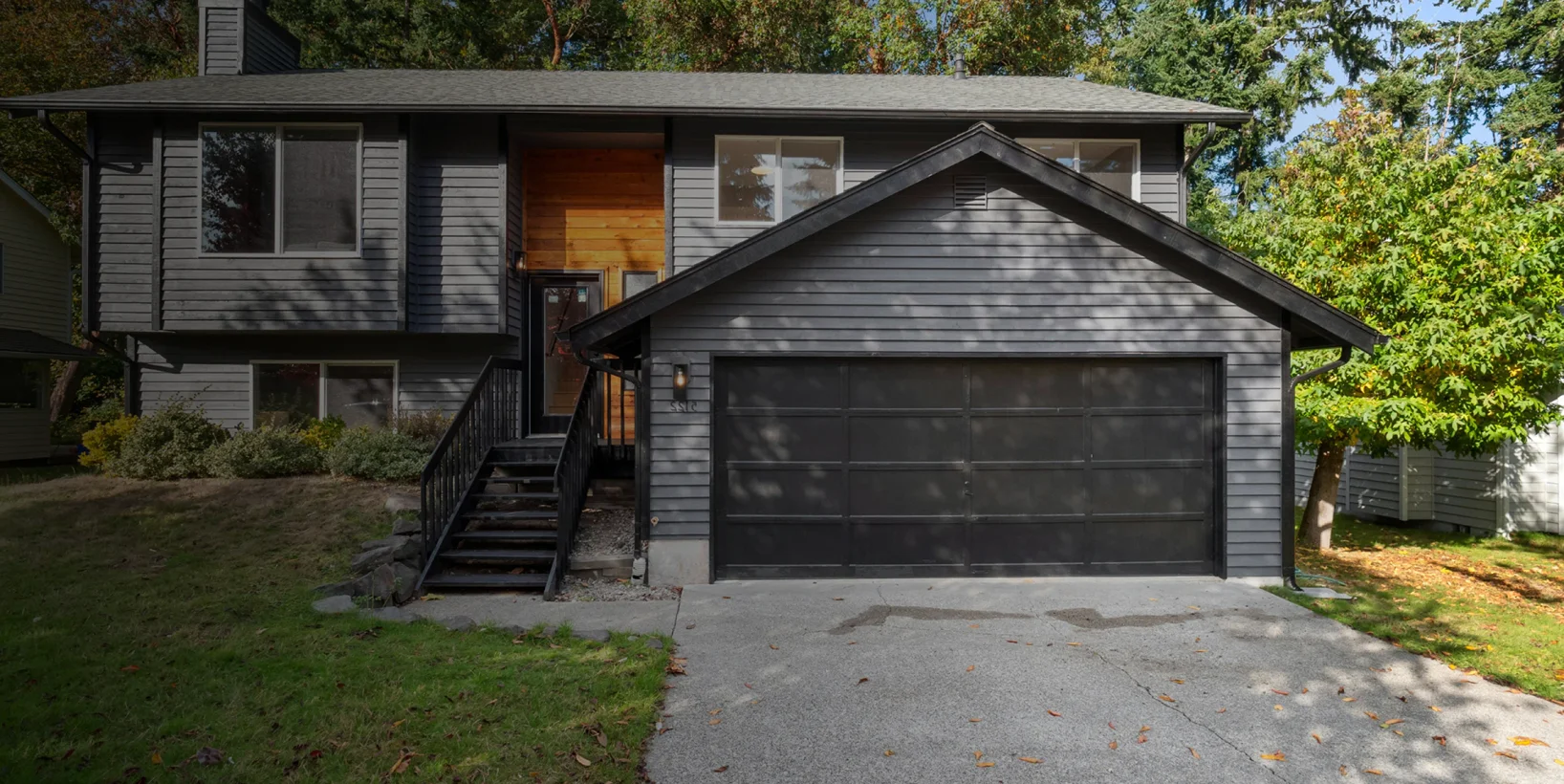 johnny bs garage doors Hero 2